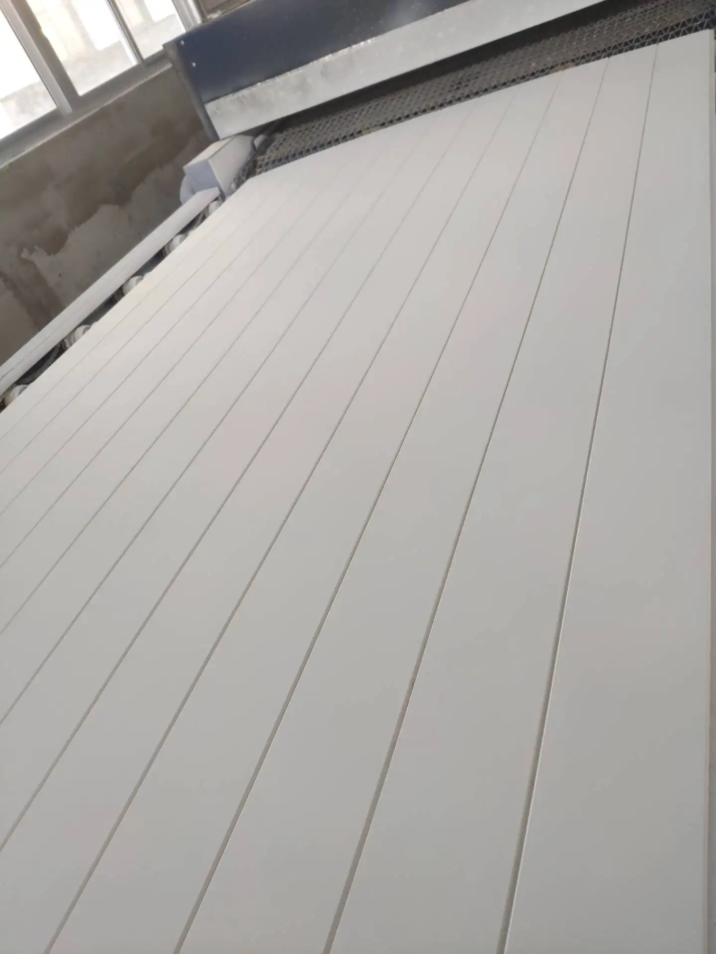 V-Groove White Primed Playwood (1)