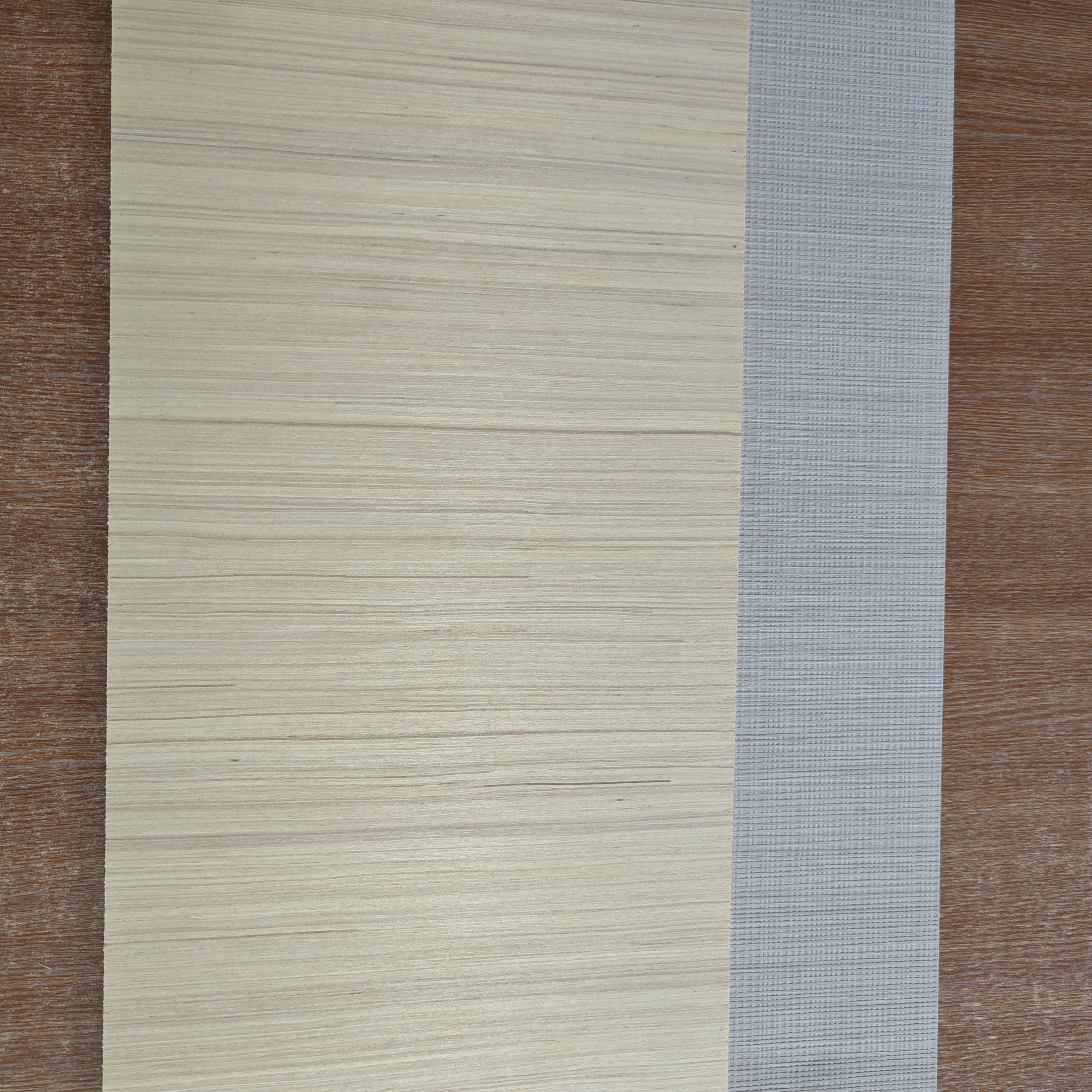 smooth-vs-embossed-silver-pear-veneer-plywood