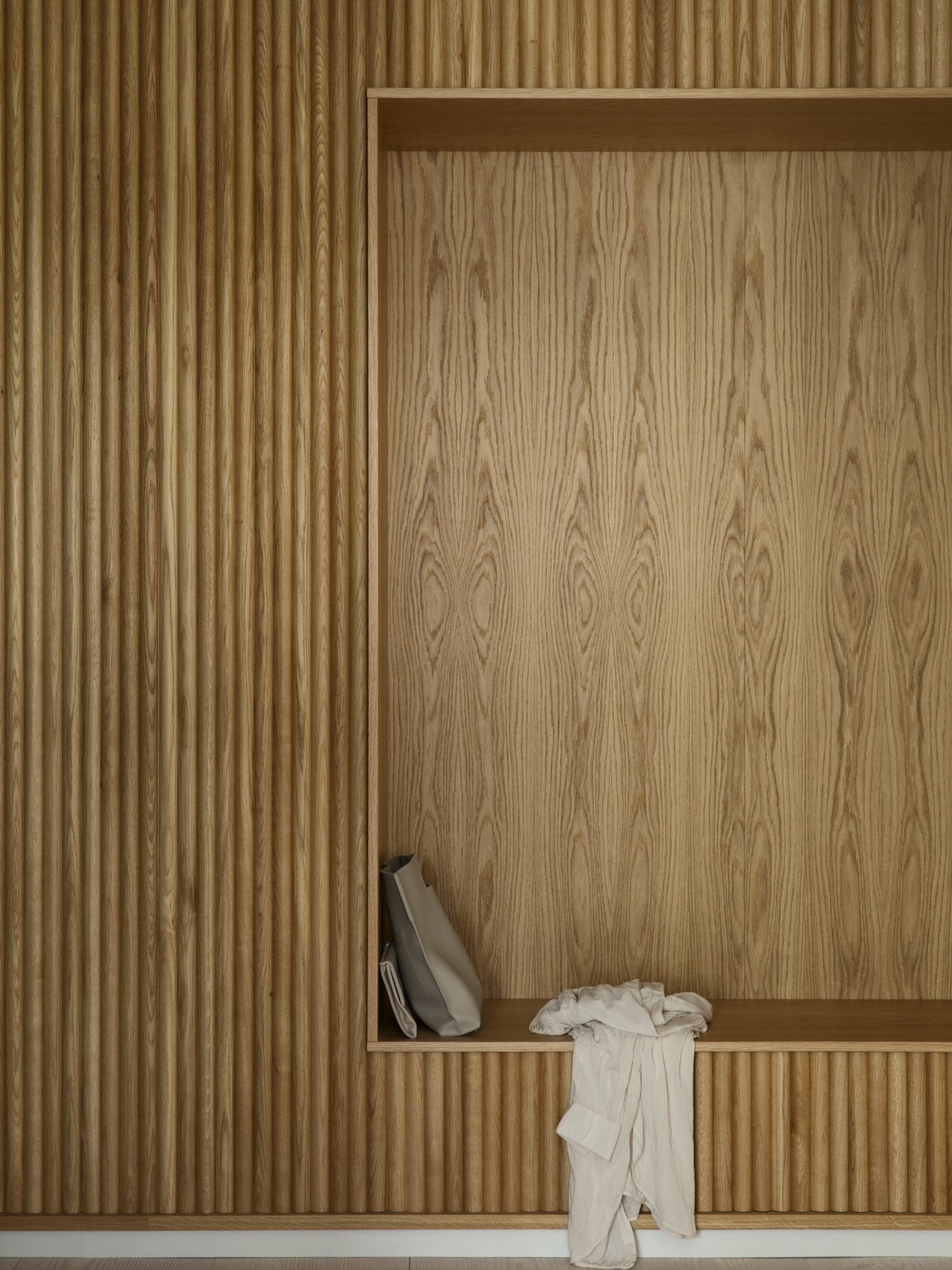 https://www.chenhongwood.com/solid-wood-wall-panel/